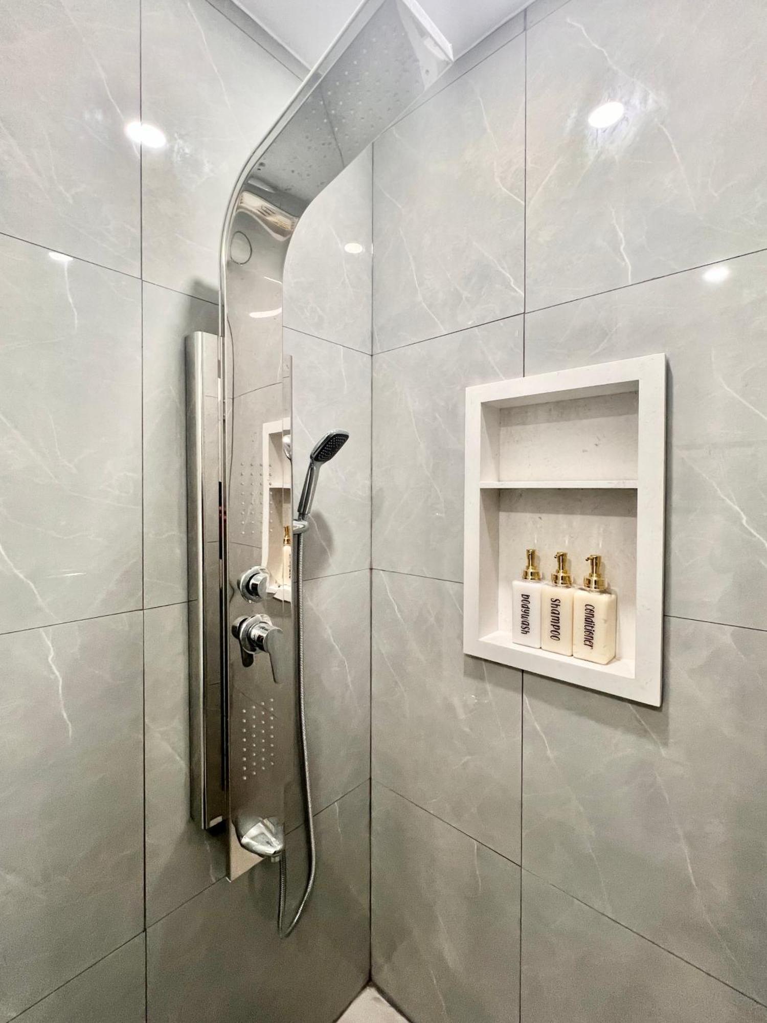 Upgraded Rooms With Bath 7-Min To Subway Near Downsview Rogers Stadium Toronto Exteriér fotografie